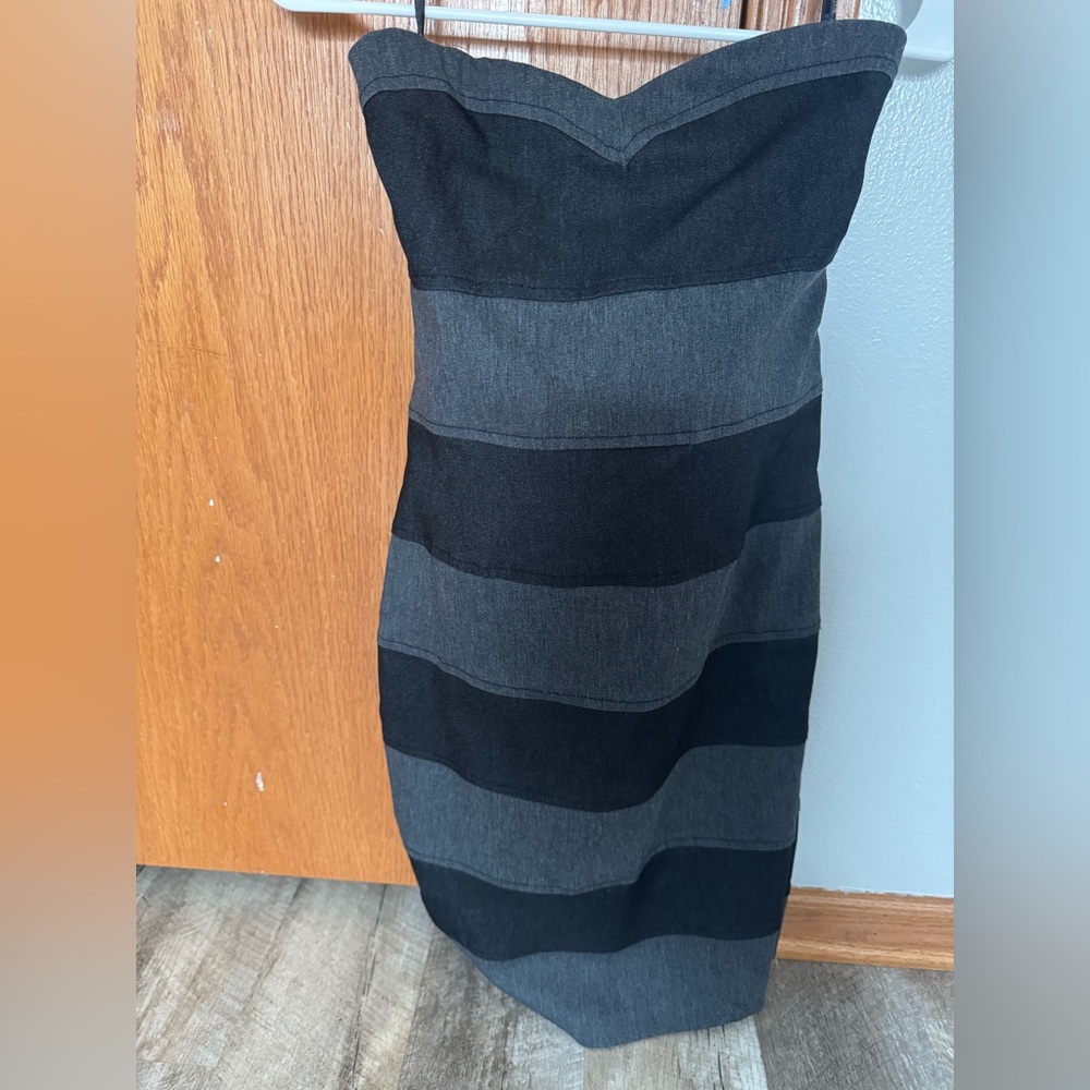 LOB collection NWT size 3 black & grey stripe sweetheart neck short dress